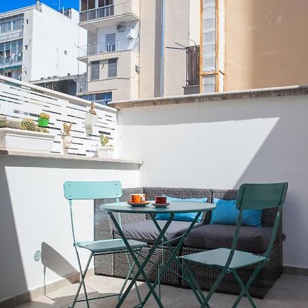 Casa Ginebras Lägenhet Bari Exteriör bild