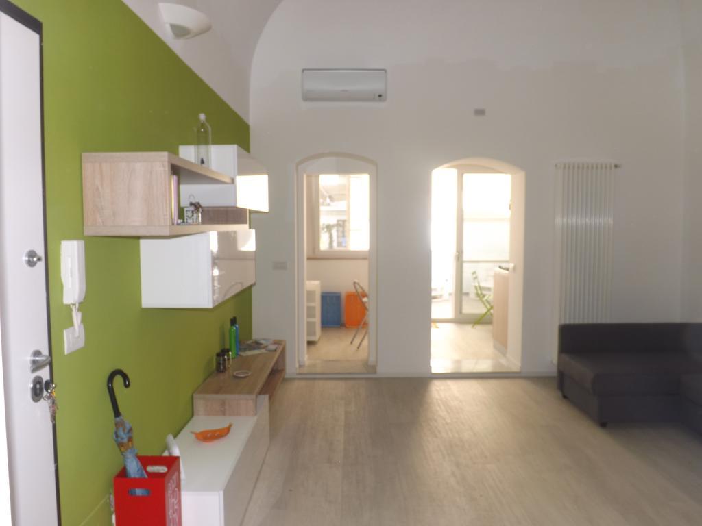 Casa Ginebras Lägenhet Bari Exteriör bild