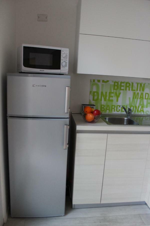 Casa Ginebras Lägenhet Bari Exteriör bild