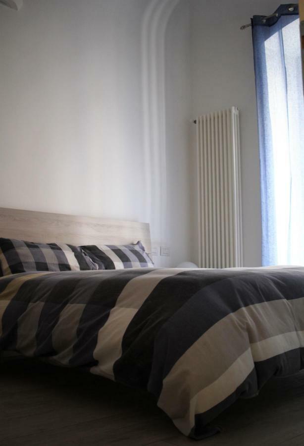 Casa Ginebras Lägenhet Bari Exteriör bild